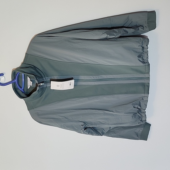Athleta Jackets & Blazers - NWT Athleta Evolve Hybrid Fleece soft green Jacket size S